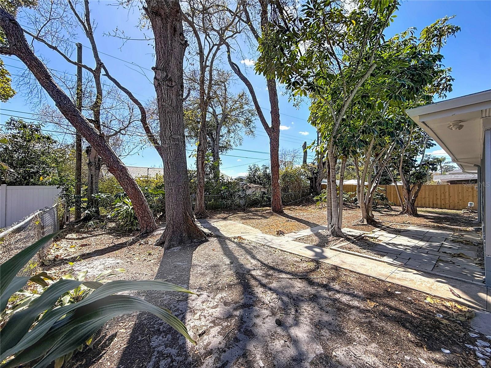 PINEOLA 1ST ADD - Residential