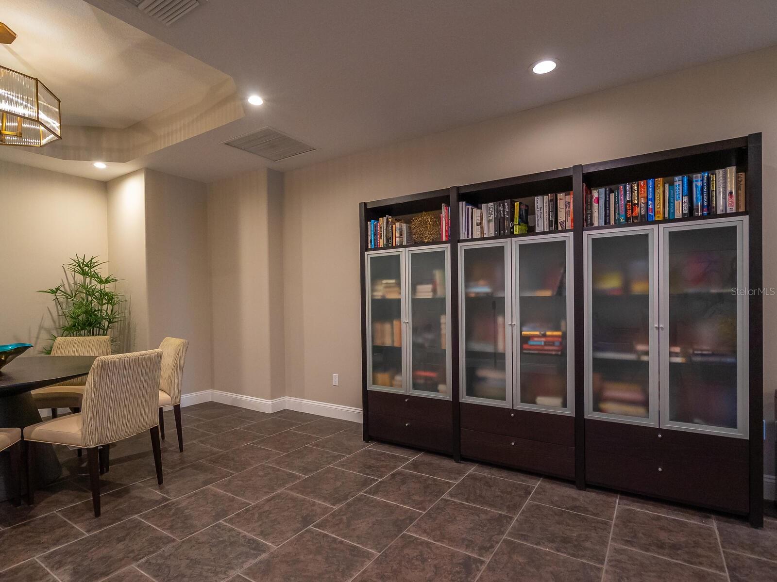 KANAYA - Residential