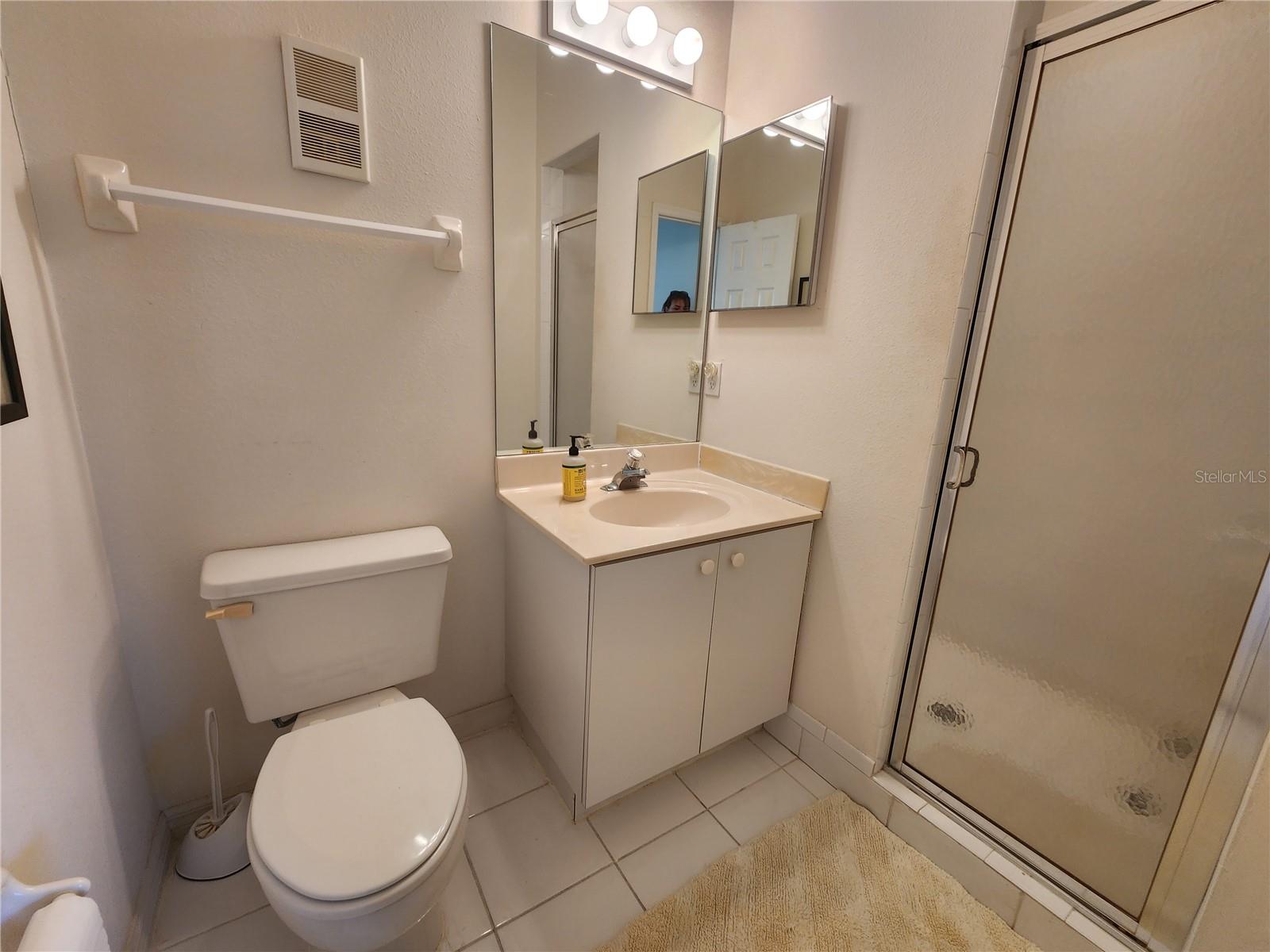 TIERRA SAILS TWNHMS - Residential Lease