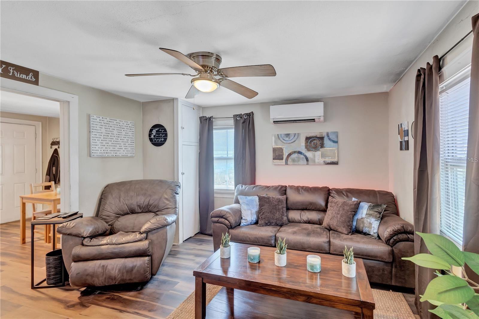HARBORDALE SUB - Residential Income
