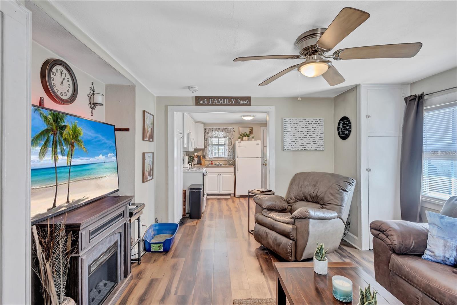 HARBORDALE SUB - Residential Income