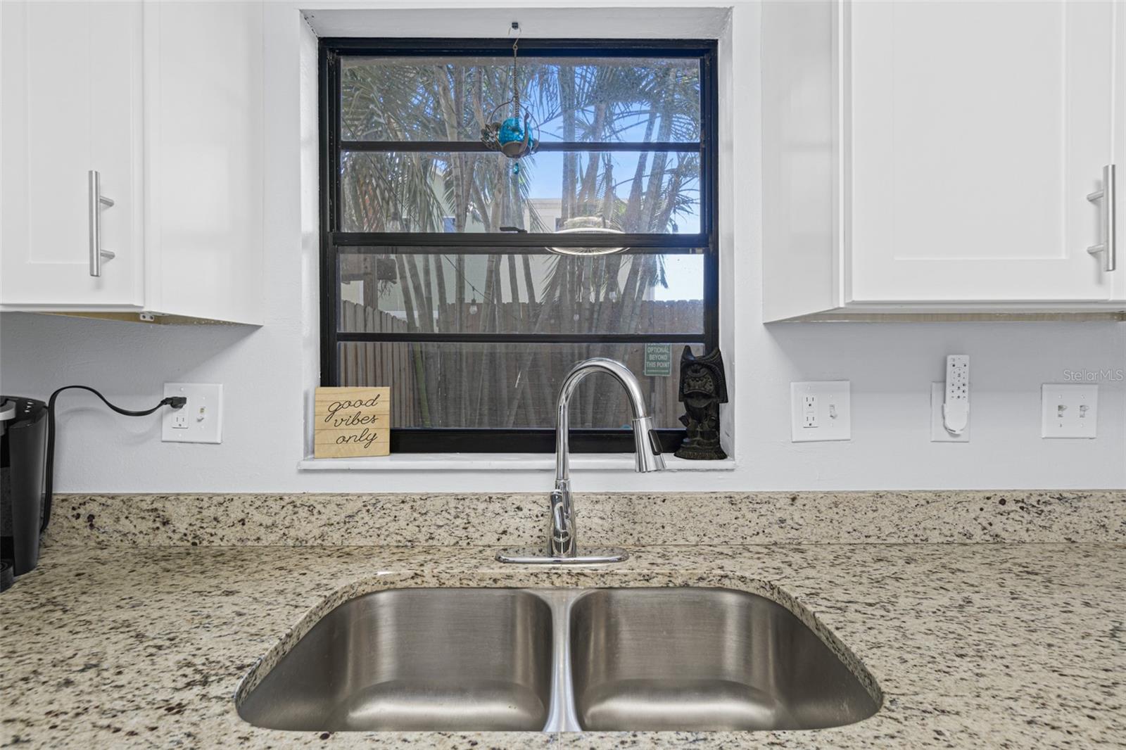 HARBOR HEIGHTS TWNHS - Residential