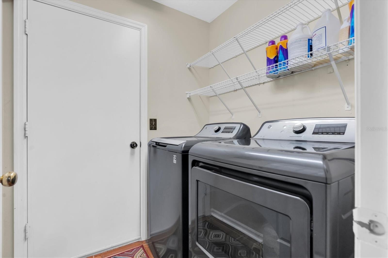 WYNDHAM LAKE SUB PH ONE - Residential