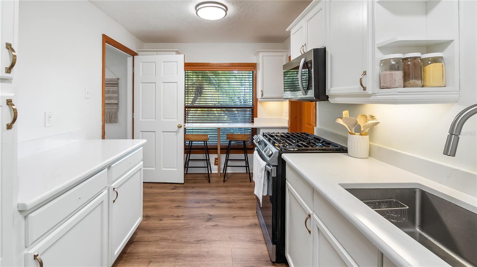 MONTVERDE LAKE FLORENCE ESTATES - Residential