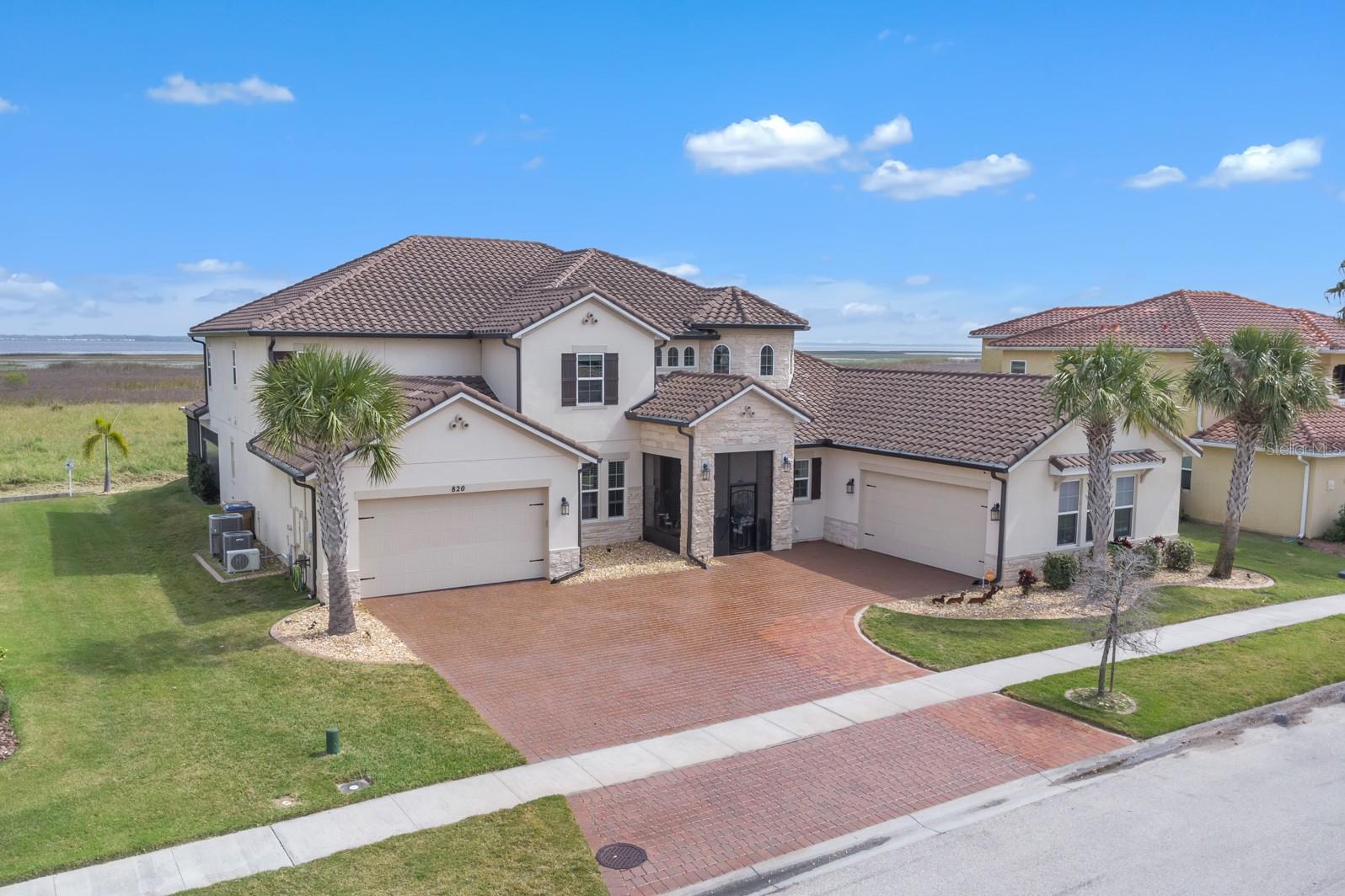 820 WINDLASS COURT