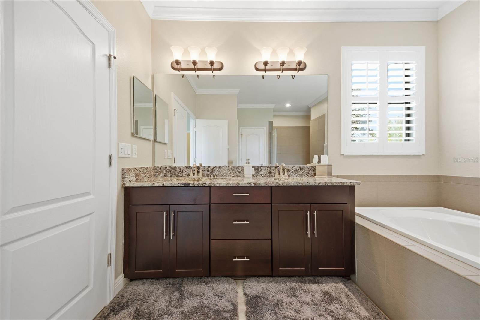 TWIN RIVERS PH IV - Residential