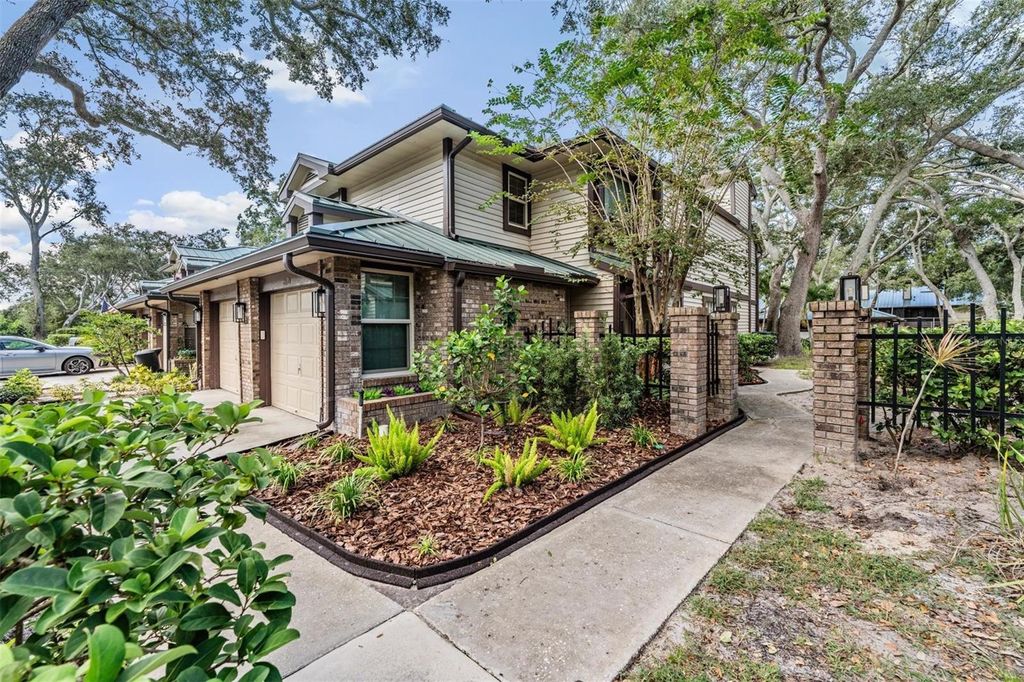 Photo of 2670 Sequoia Terrace, Palm Harbor, FL 34683 (MLS # TB8434247)