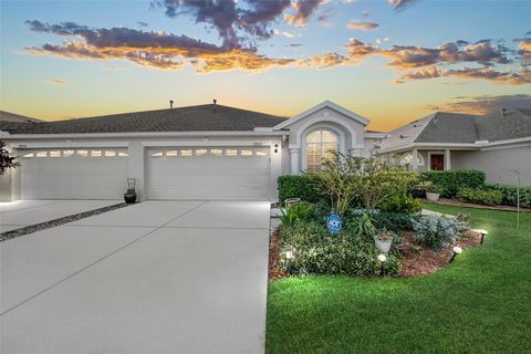 A home in LAND O LAKES