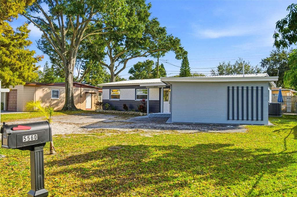 Photo of 5560 94th Avenue N, Pinellas Park, FL 33782 (MLS # TB8462395)