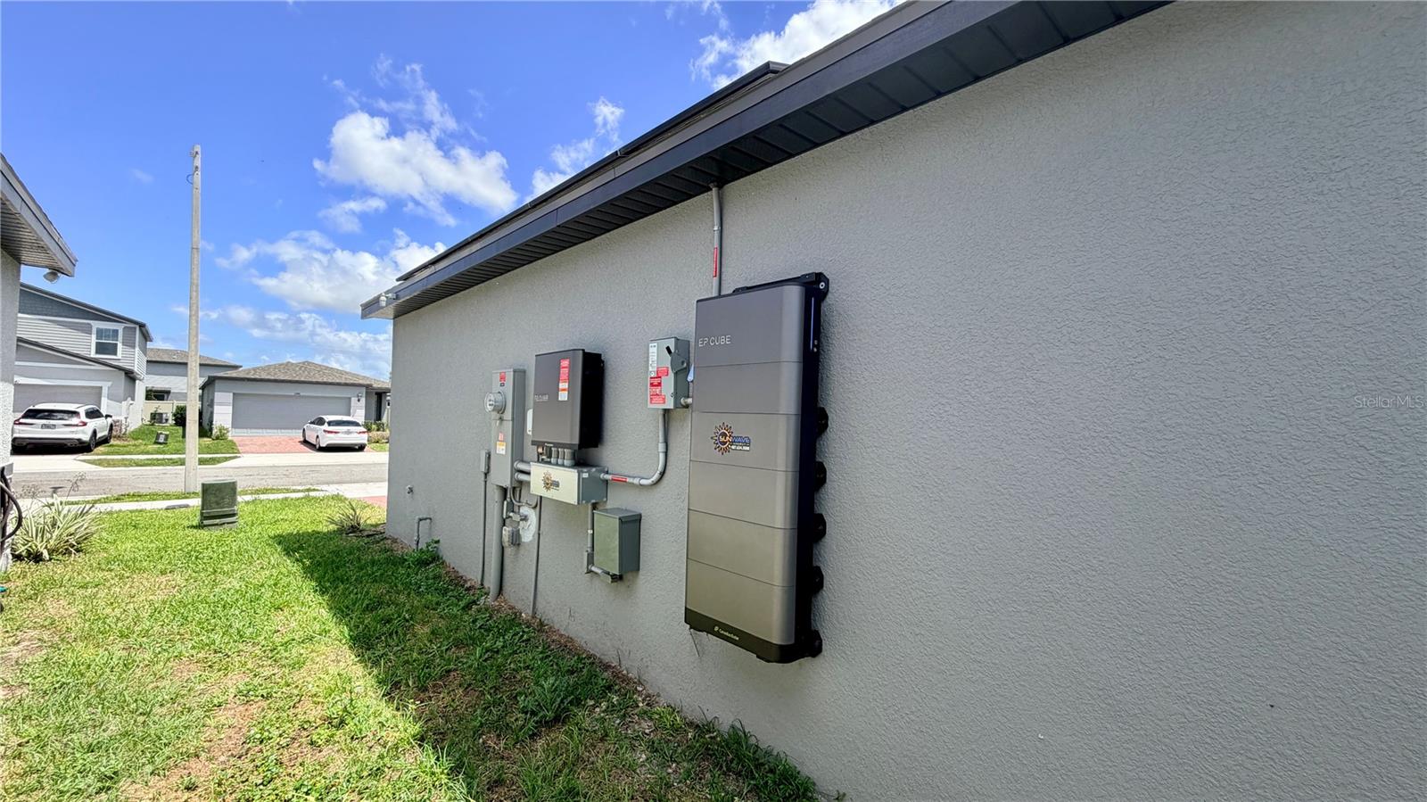 LAWSON DUNES - Residential Lease