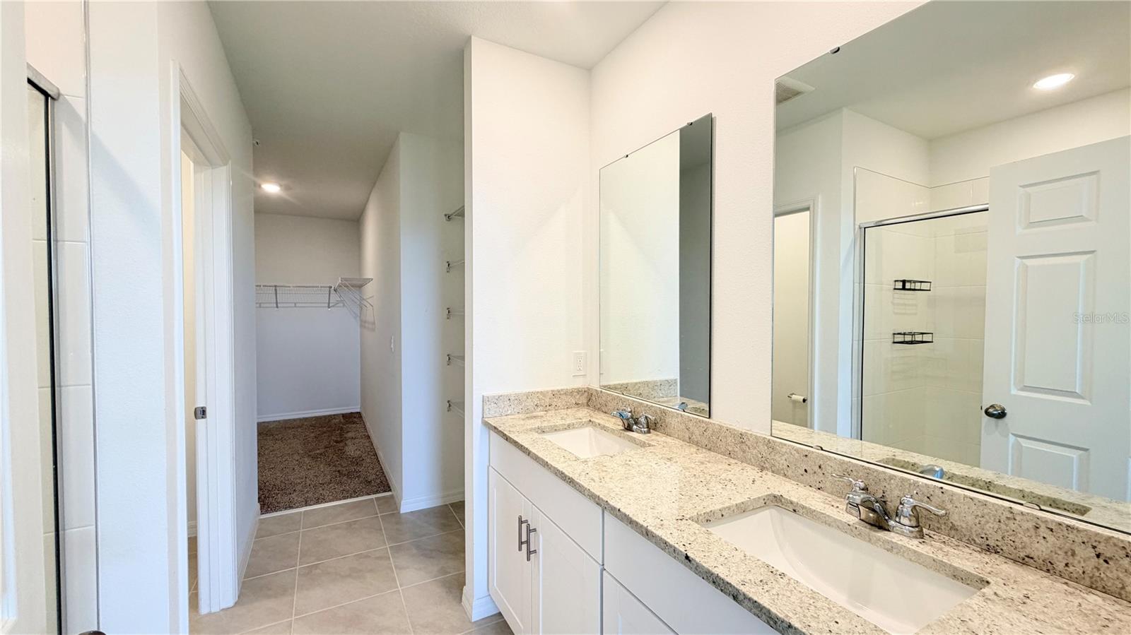 LAWSON DUNES - Residential Lease