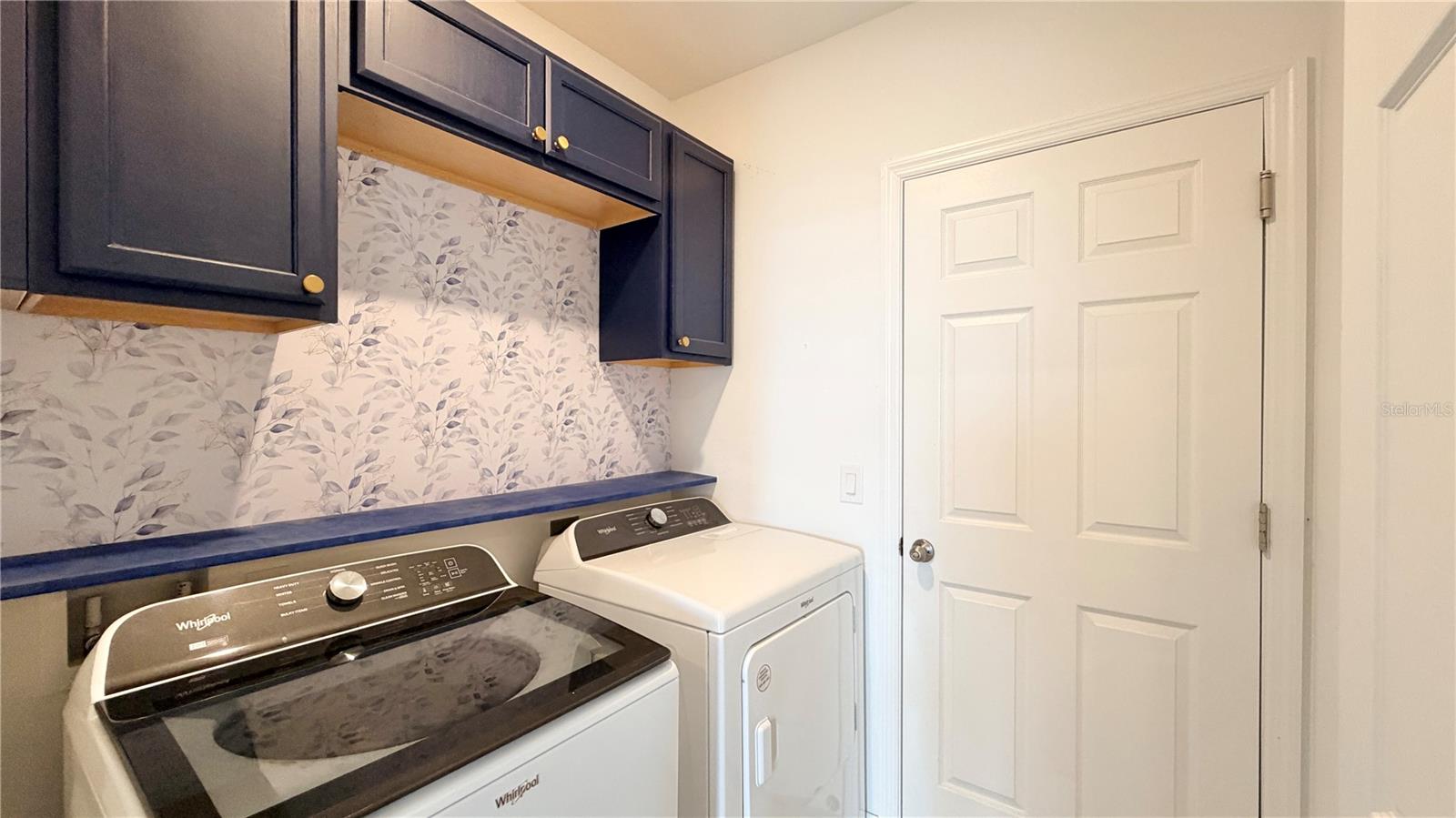 LAWSON DUNES - Residential Lease
