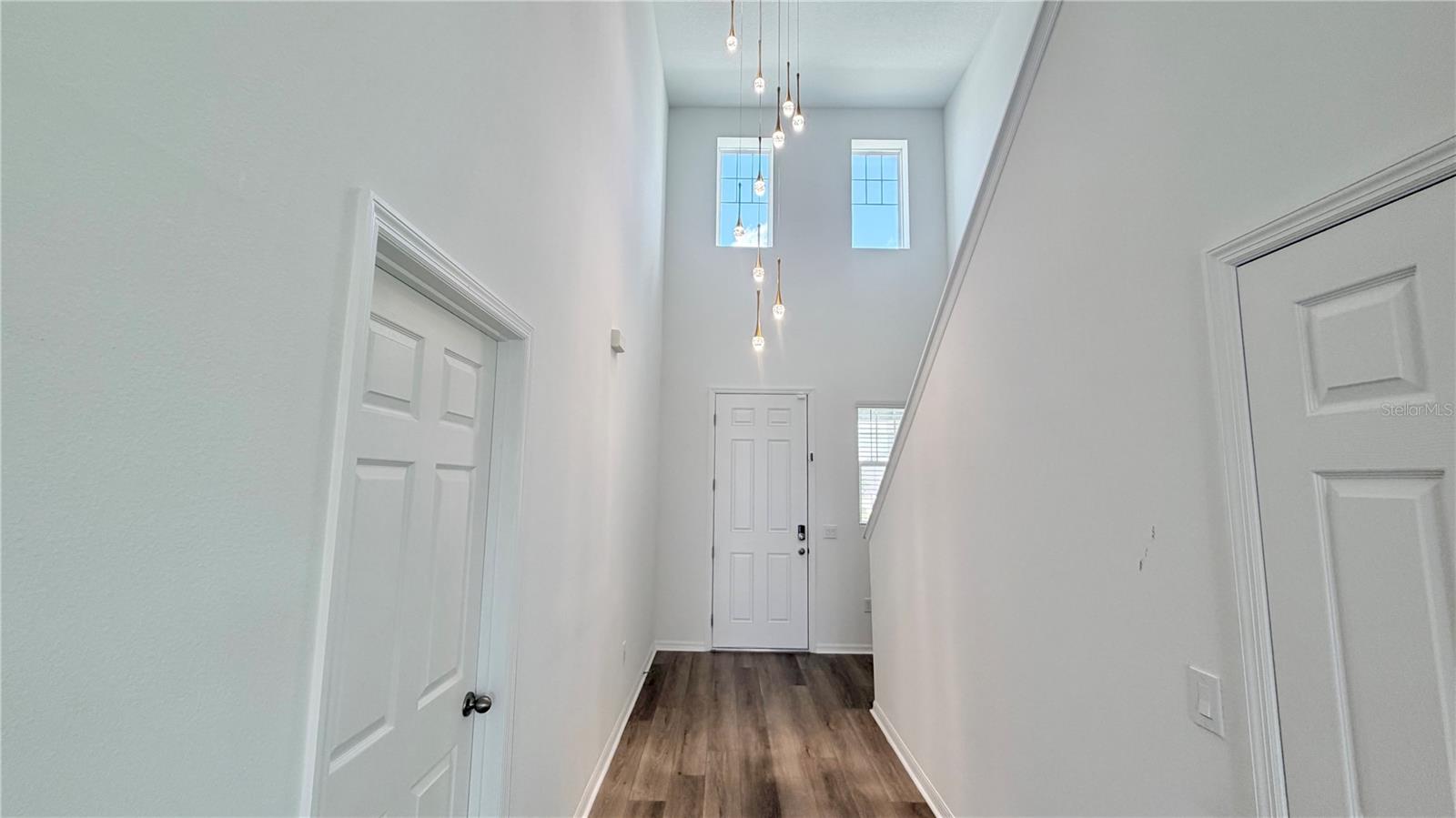 LAWSON DUNES - Residential Lease