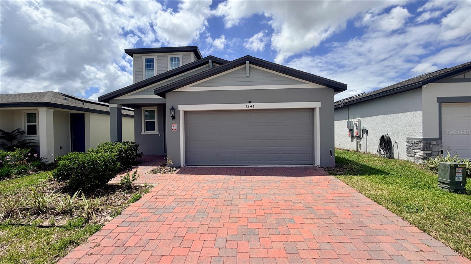 LAWSON DUNES - Residential Lease