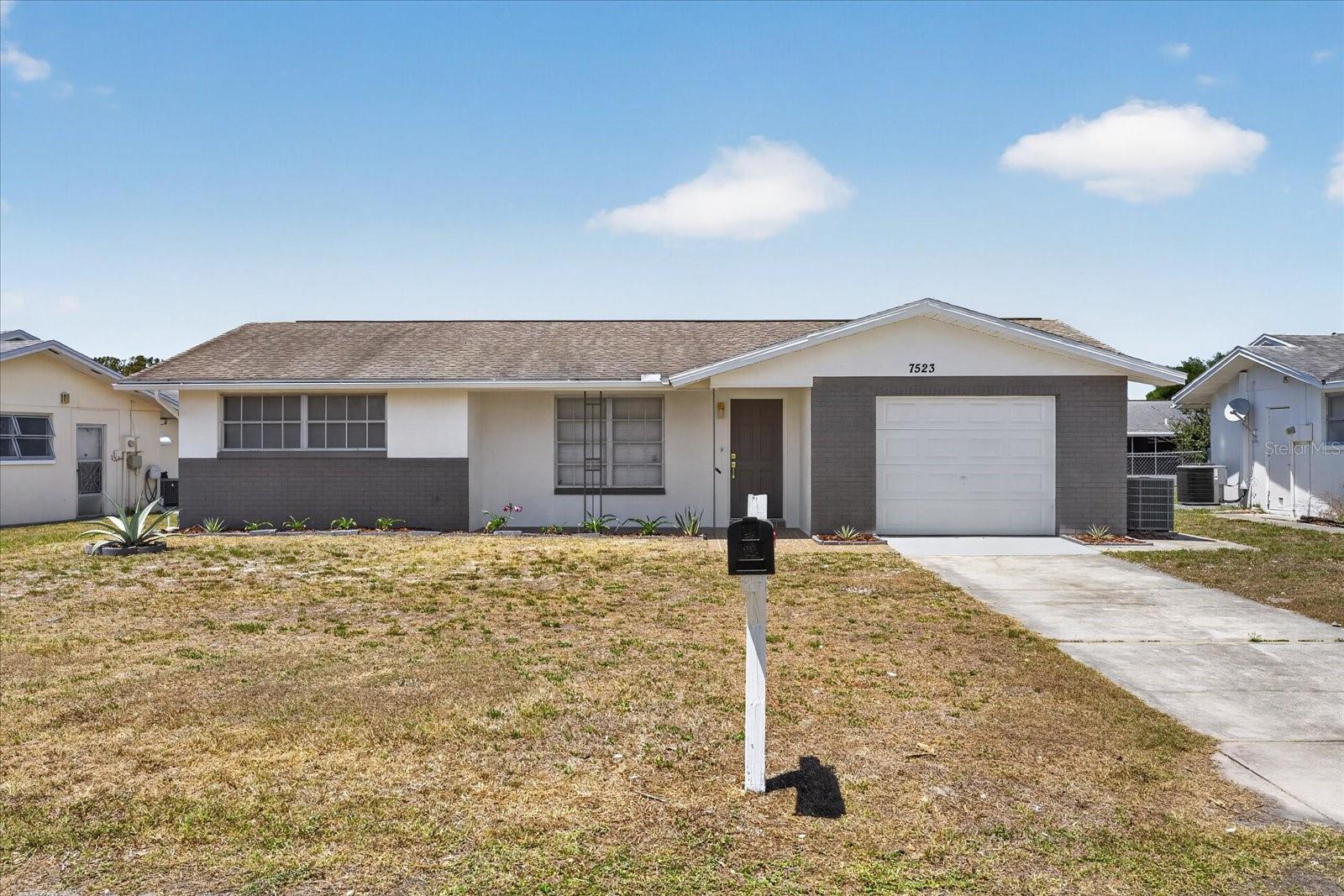 JASMINE LAKES - Residential