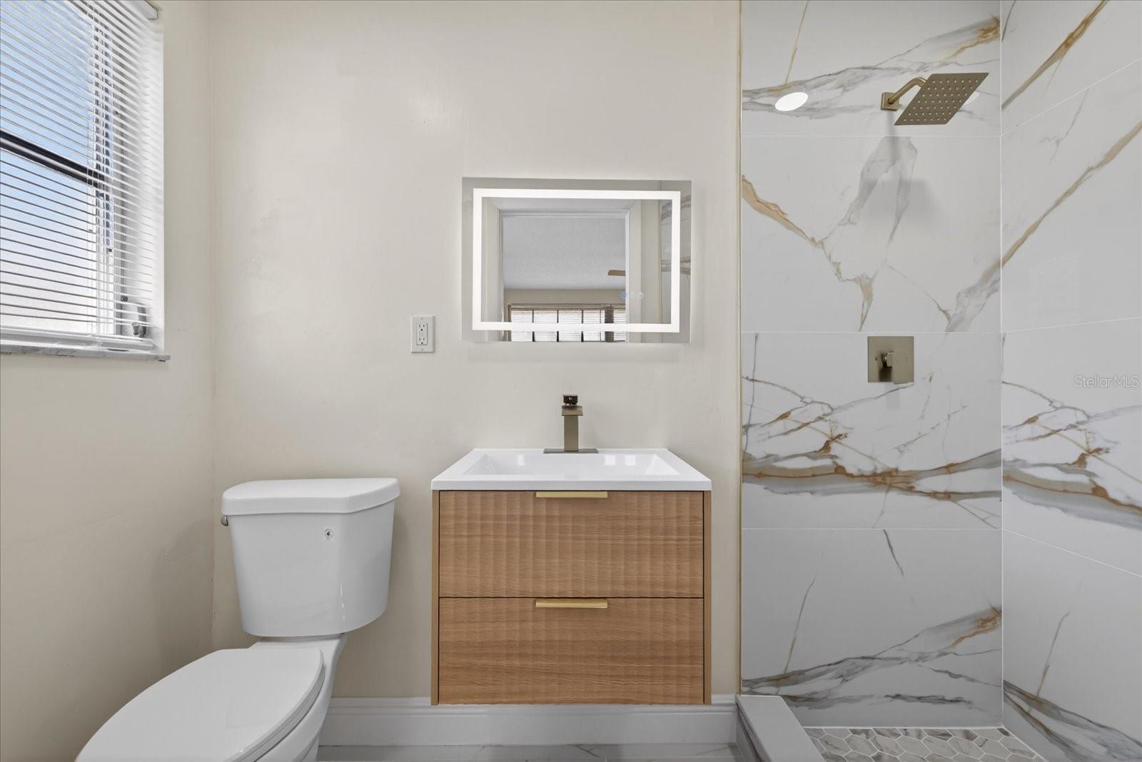 JASMINE LAKES - Residential