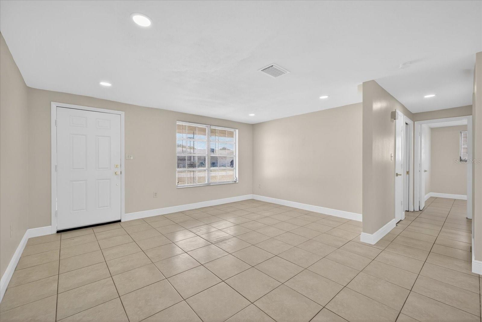 JASMINE LAKES - Residential