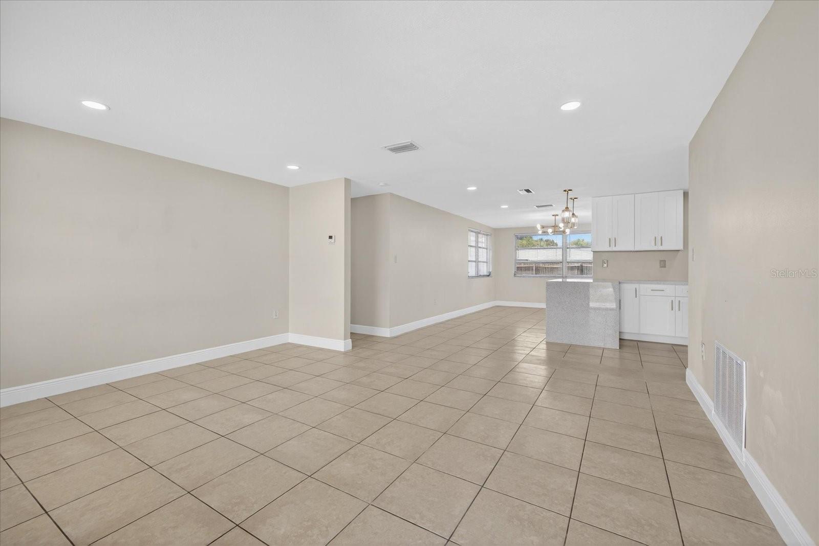 JASMINE LAKES - Residential