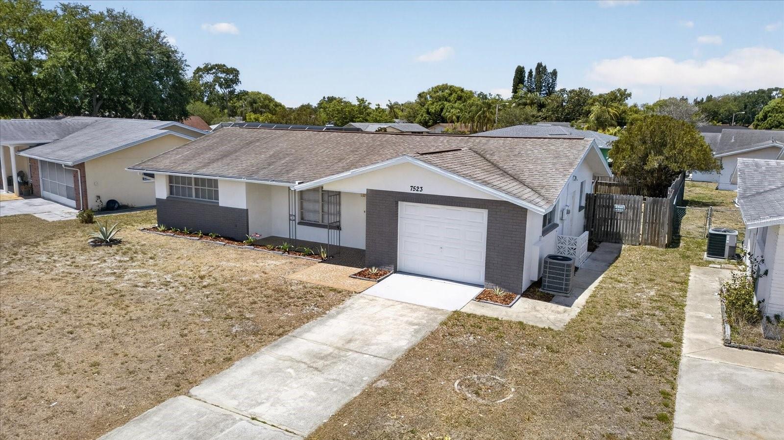 JASMINE LAKES - Residential