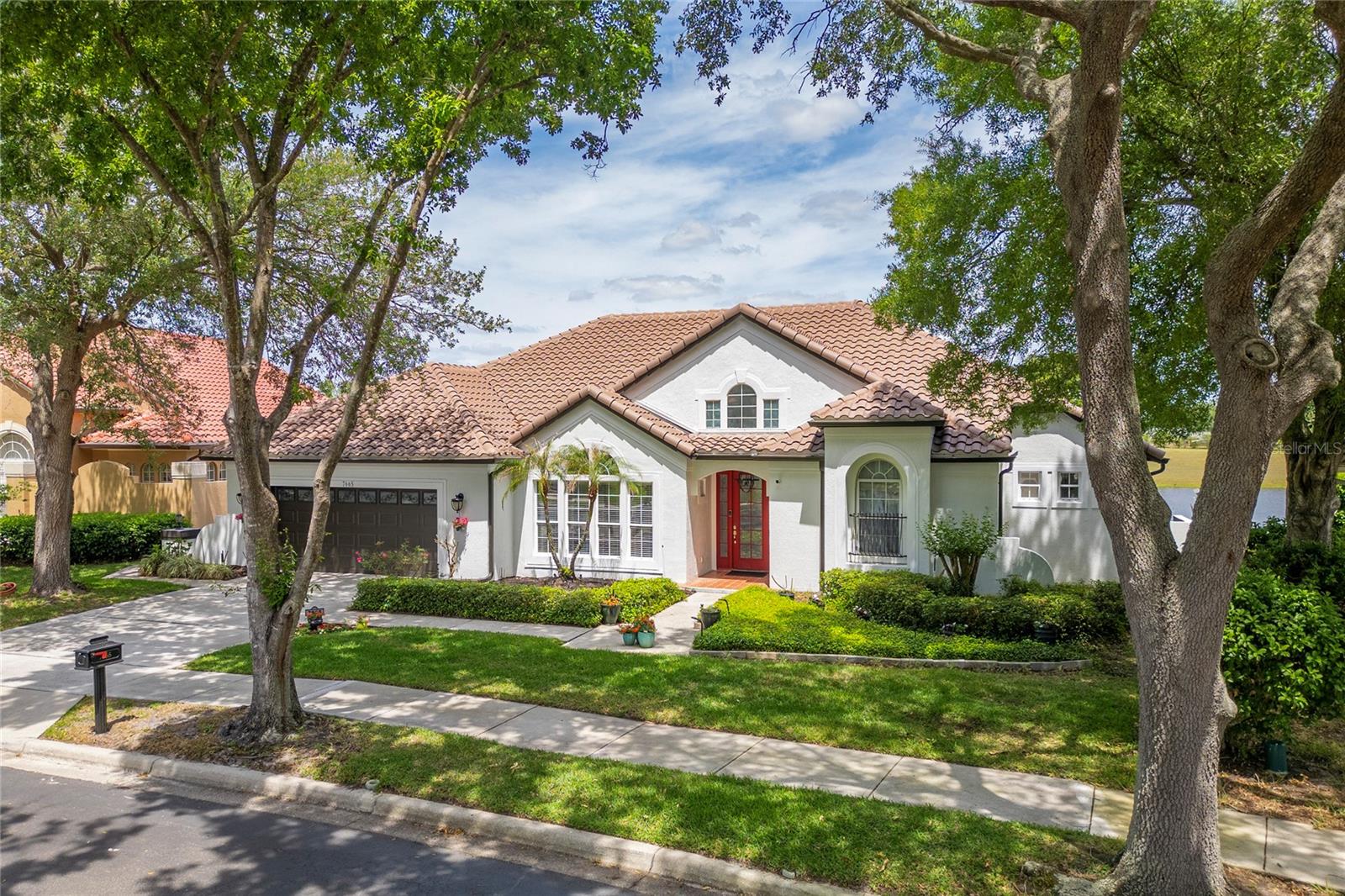 VISTA ROYALE - Residential