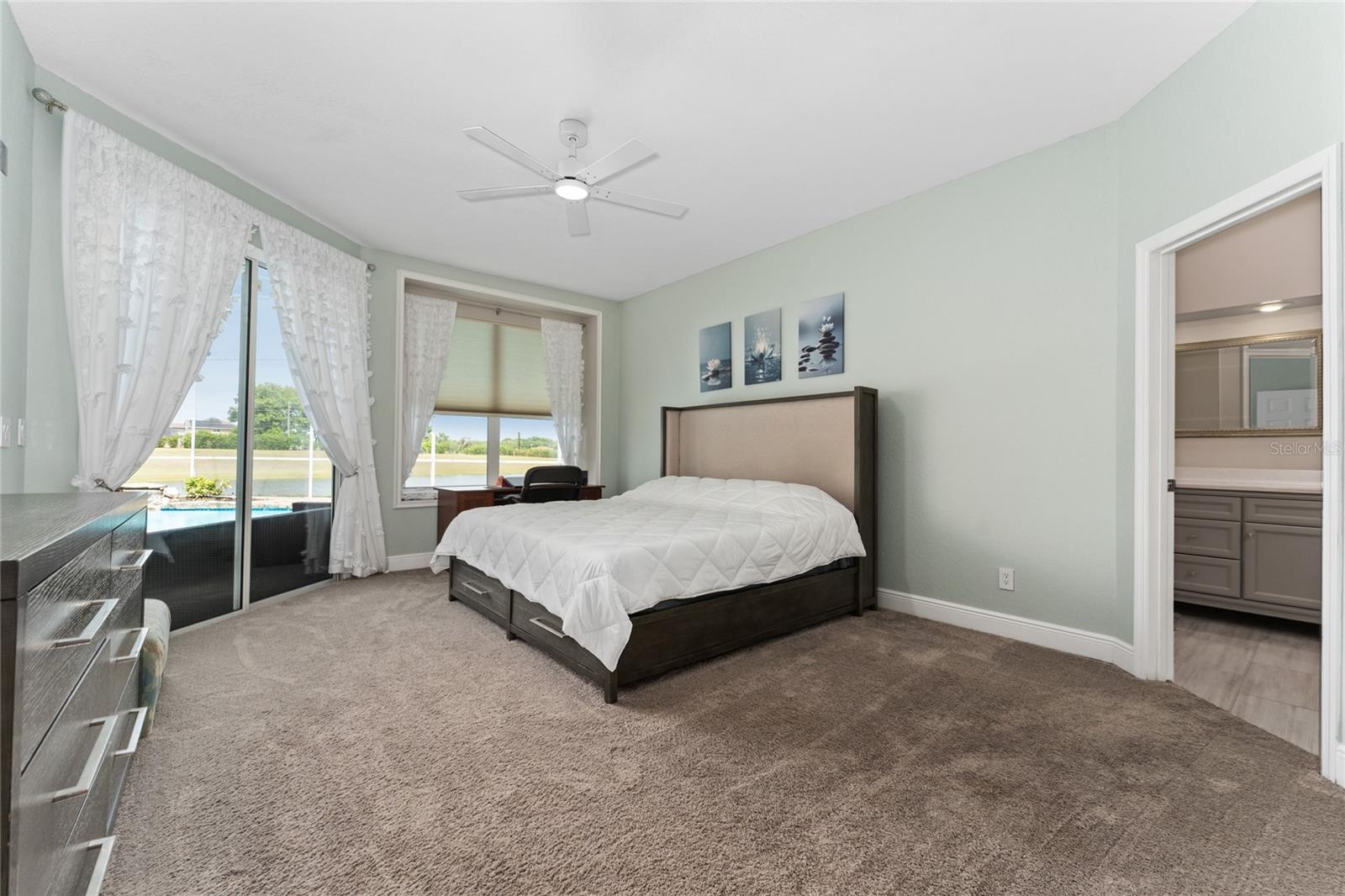 VISTA ROYALE - Residential