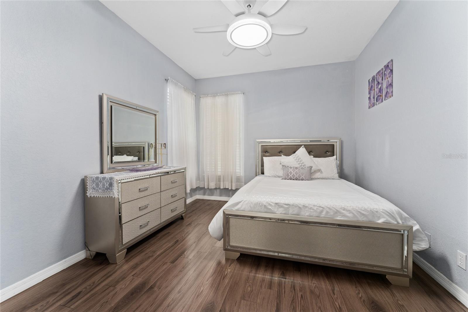 VISTA ROYALE - Residential