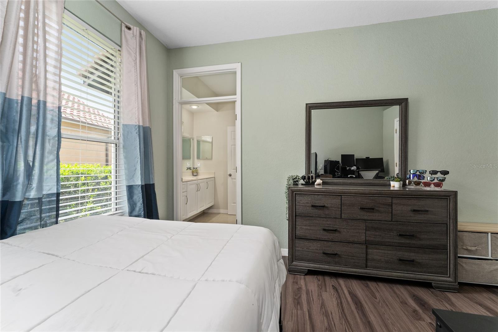 VISTA ROYALE - Residential