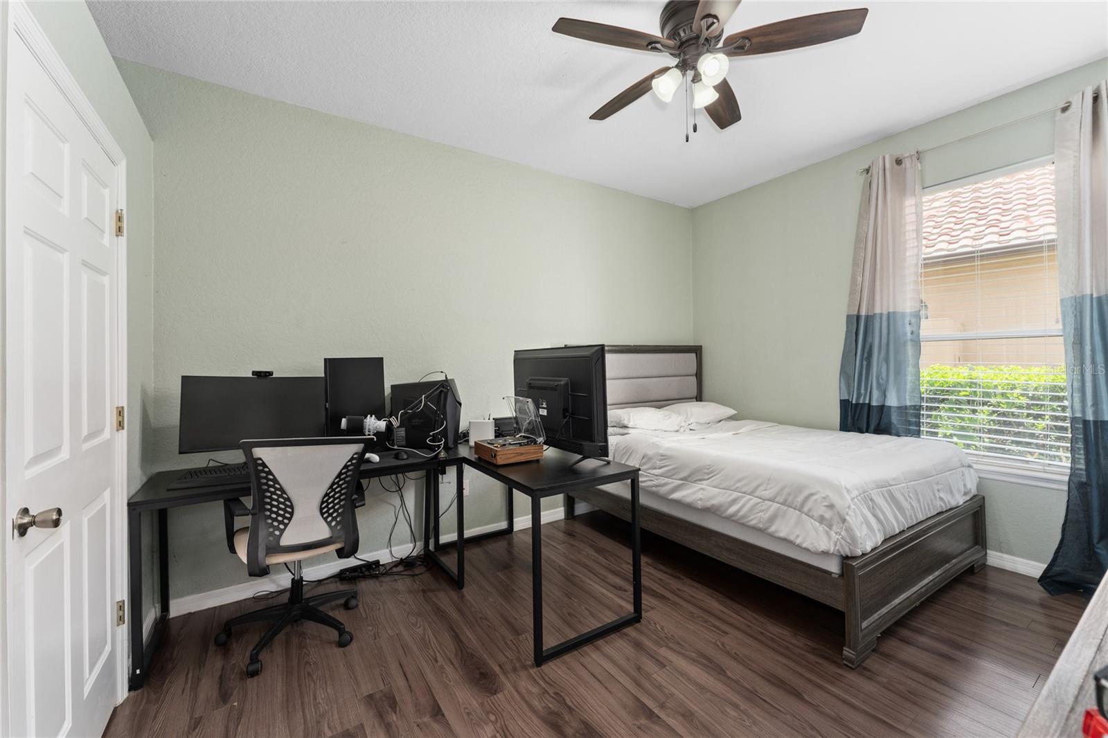 VISTA ROYALE - Residential