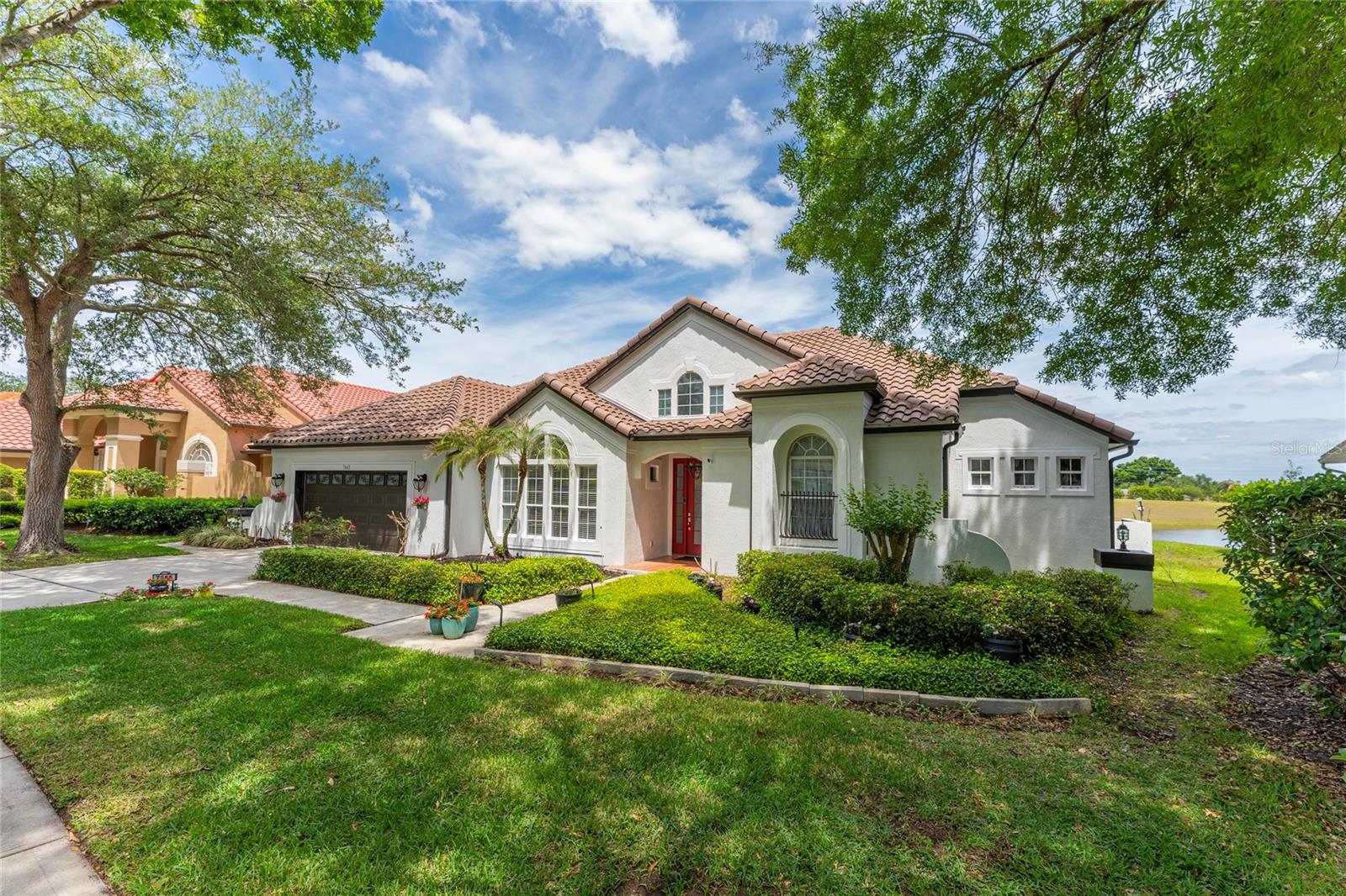 VISTA ROYALE - Residential