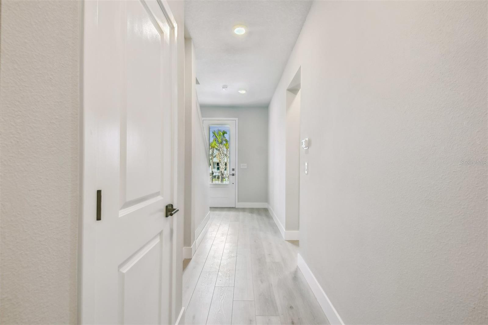 EMERALD LANDING AT WATERSIDE - Residential