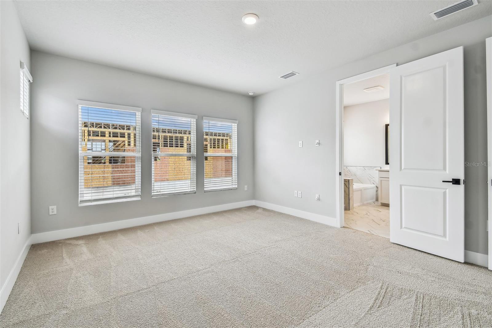 EMERALD LANDING AT WATERSIDE - Residential