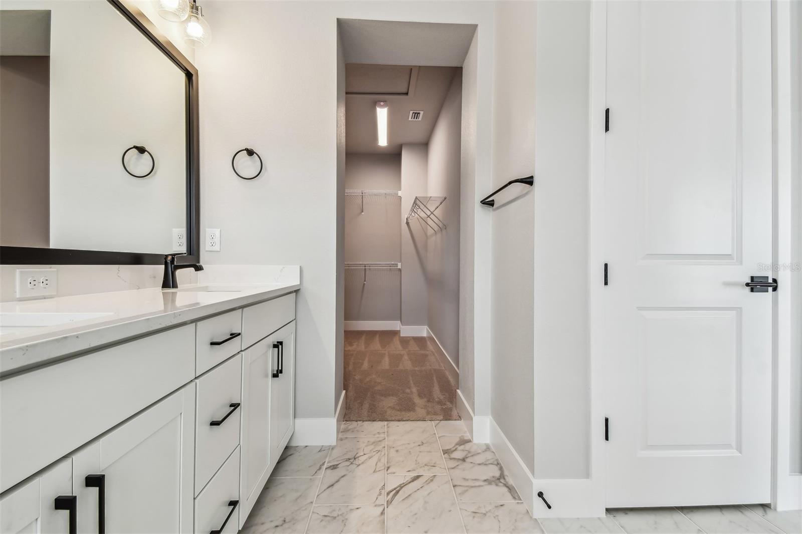 EMERALD LANDING AT WATERSIDE - Residential