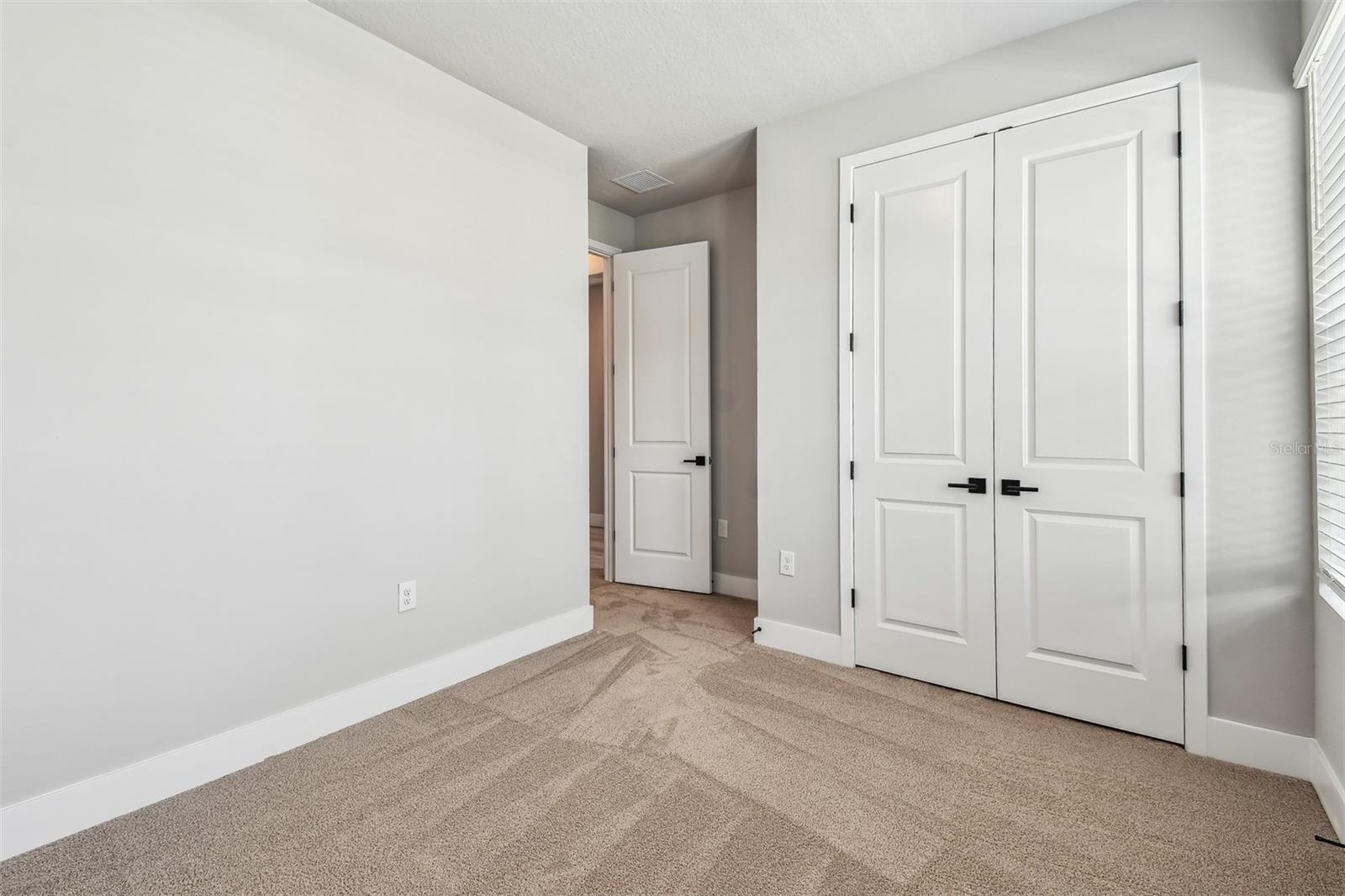 EMERALD LANDING AT WATERSIDE - Residential