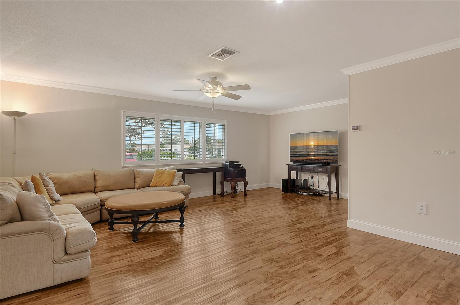 STRATHMORE RIVERSIDE III - Residential