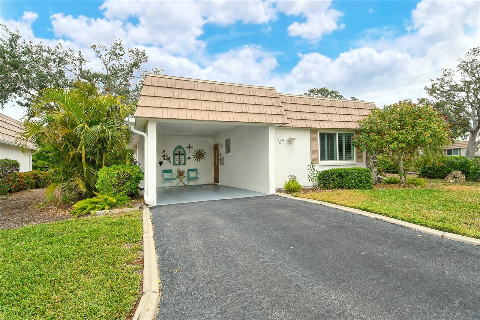 2325 RIVERBLUFF PARKWAY V247