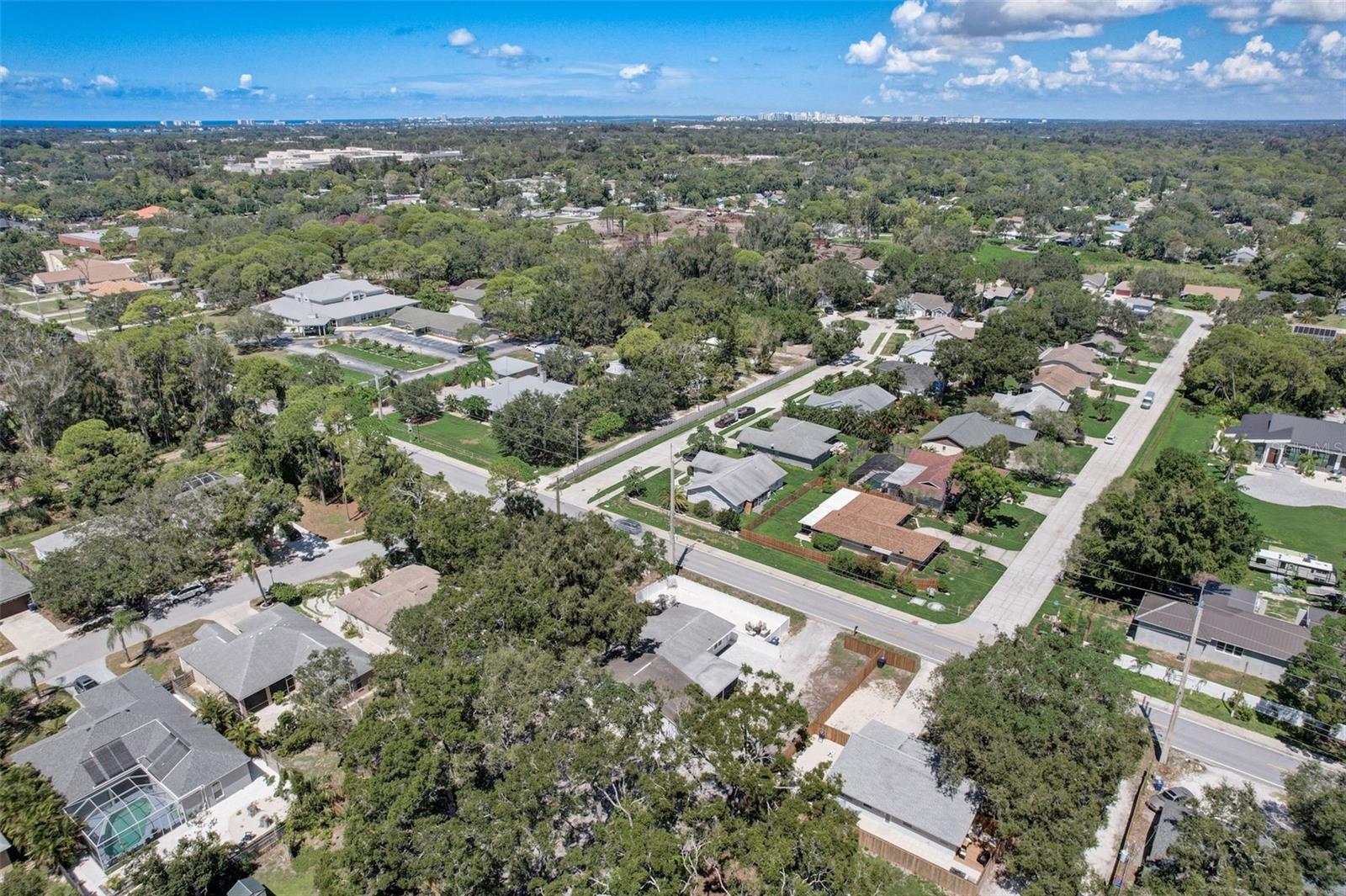 SARASOTA VENICE CO 09 37 18 - Residential