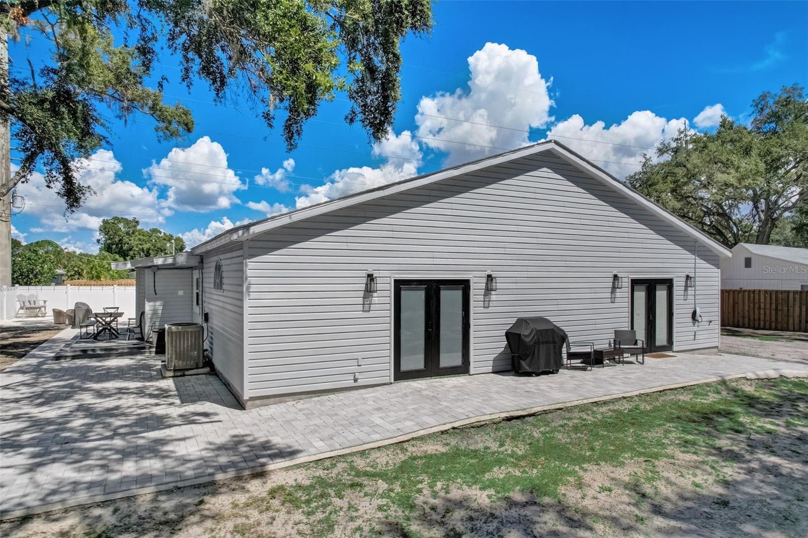 SARASOTA VENICE CO 09 37 18 - Residential