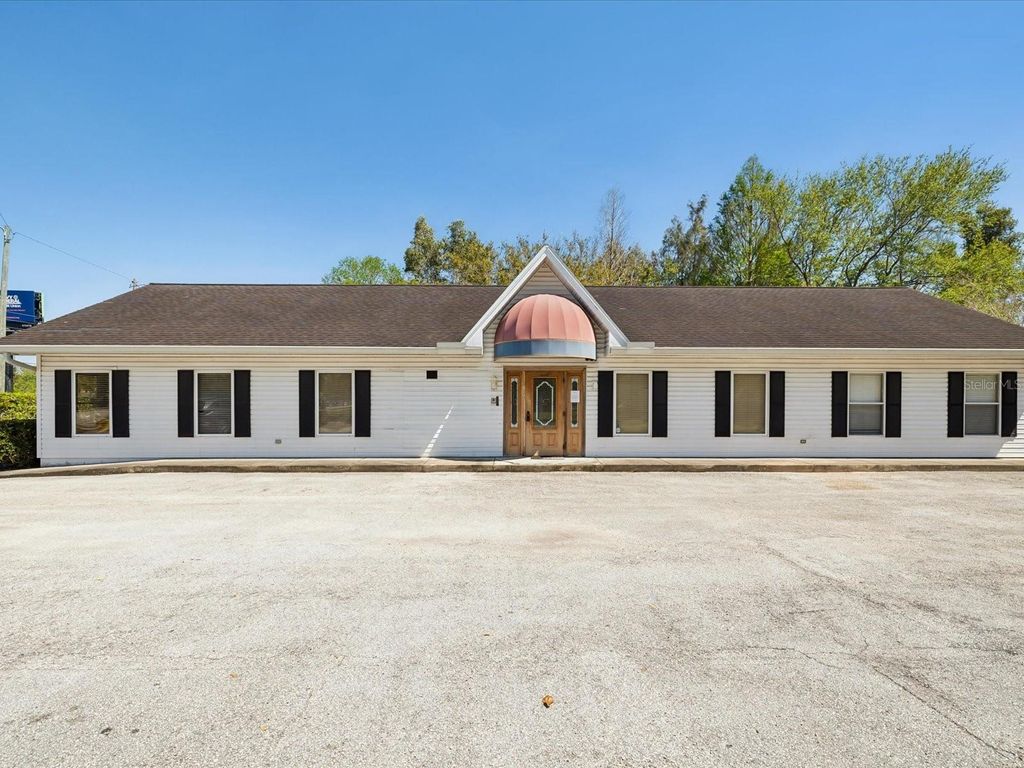 Photo of 2965 Roosevelt Boulevard, Clearwater, FL 33760 (MLS # TB8506324)