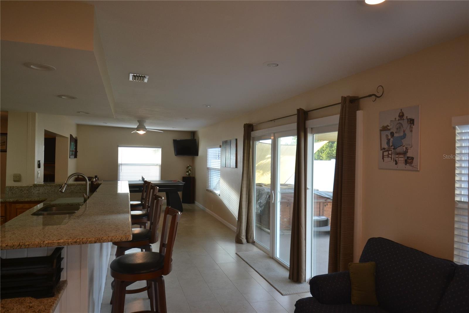 COUNTRYSIDE TR 8 UNIT ONE - Residential Lease