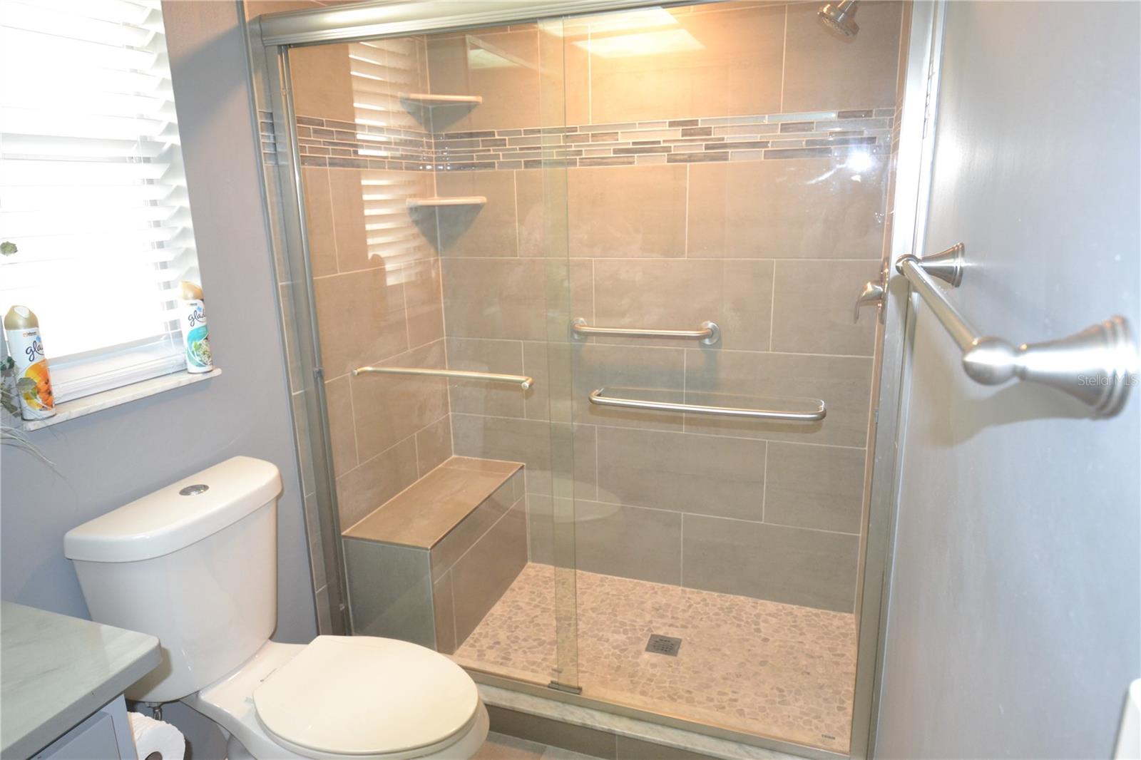 COUNTRYSIDE TR 8 UNIT ONE - Residential Lease