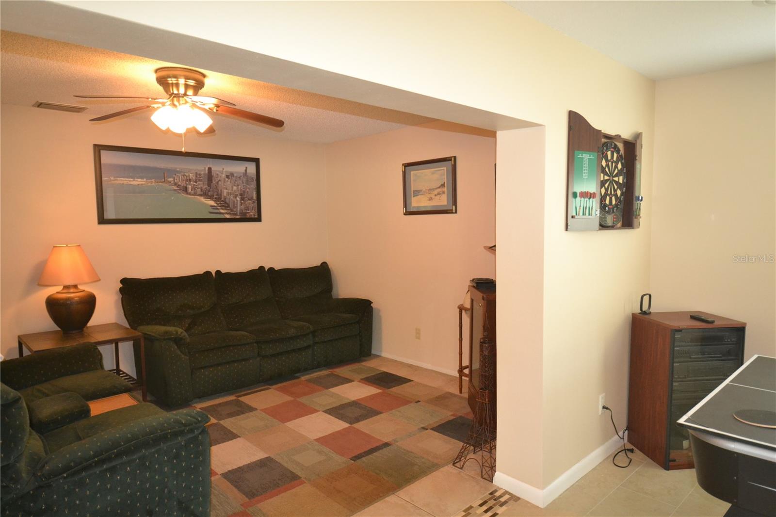 COUNTRYSIDE TR 8 UNIT ONE - Residential Lease