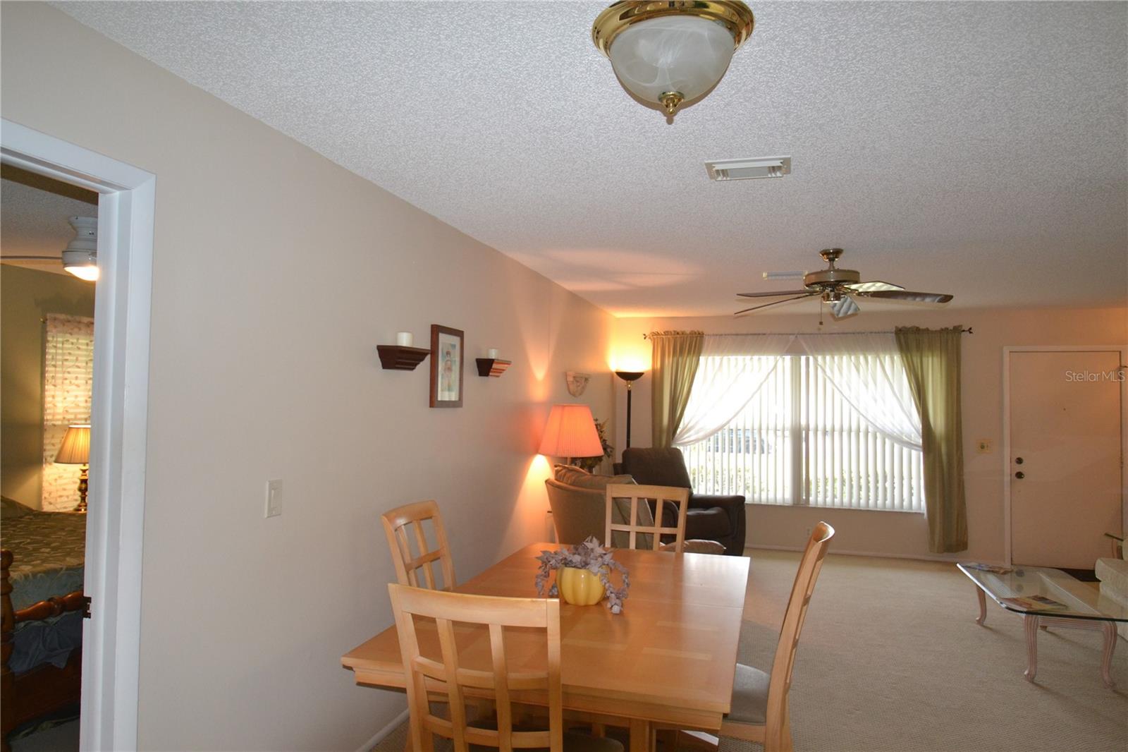 COUNTRYSIDE TR 8 UNIT ONE - Residential Lease