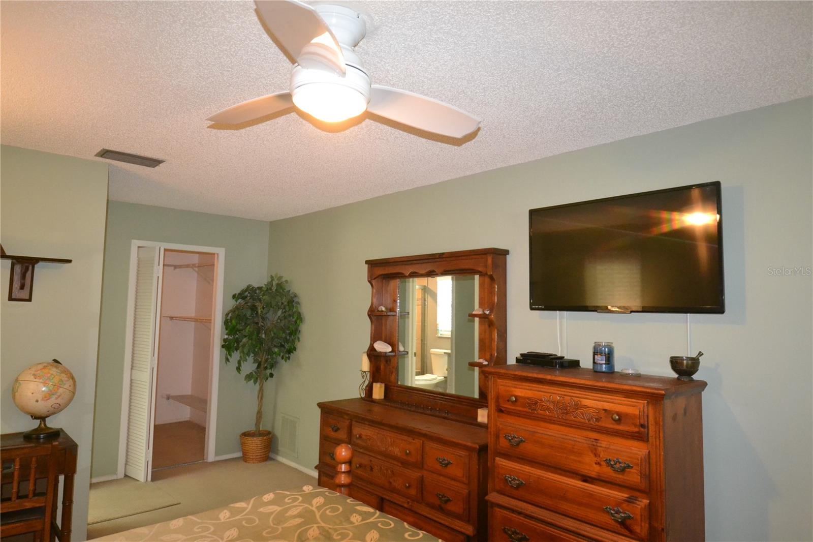 COUNTRYSIDE TR 8 UNIT ONE - Residential Lease