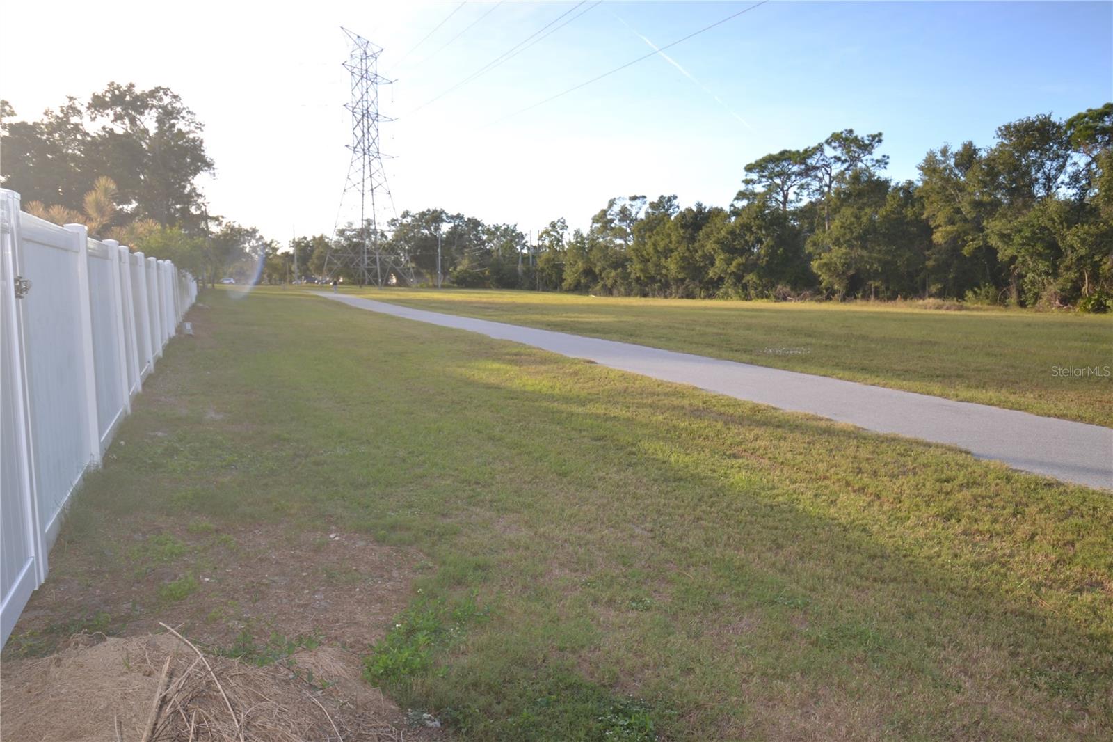 COUNTRYSIDE TR 8 UNIT ONE - Residential Lease