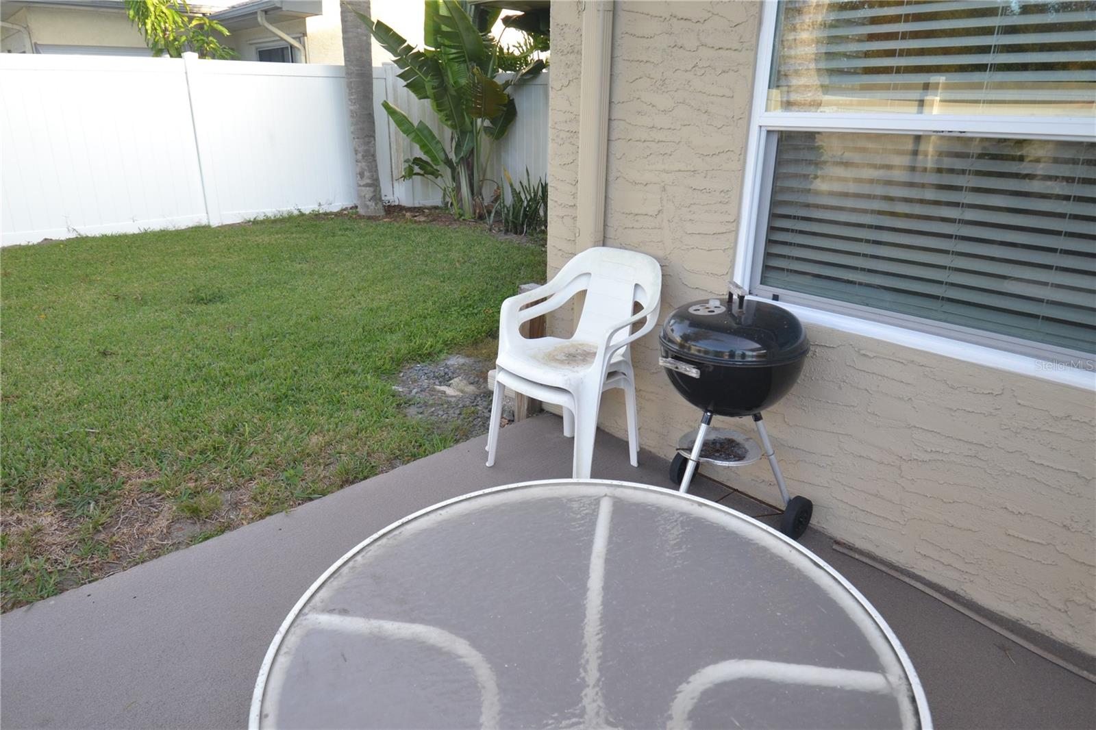 COUNTRYSIDE TR 8 UNIT ONE - Residential Lease