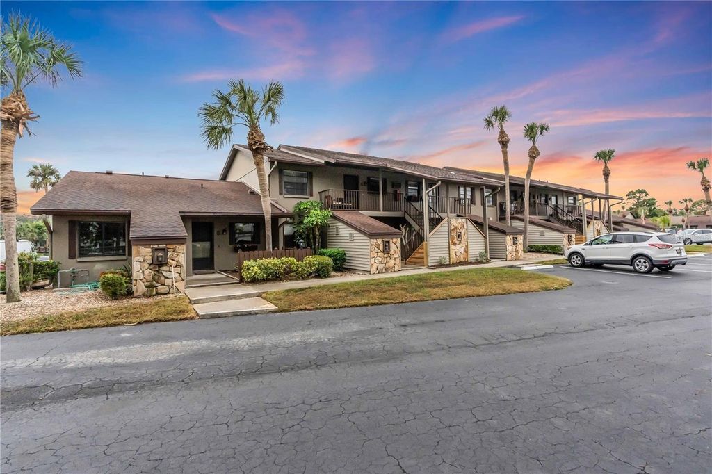 Photo of 927 Capri Isles Boulevard #7, Venice, FL 34292 (MLS # N6143145)