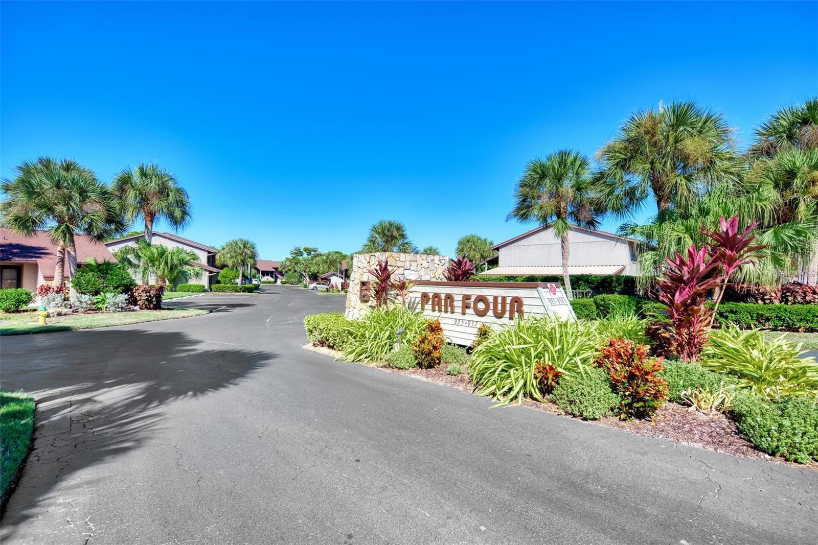 PAR FOUR - Residential