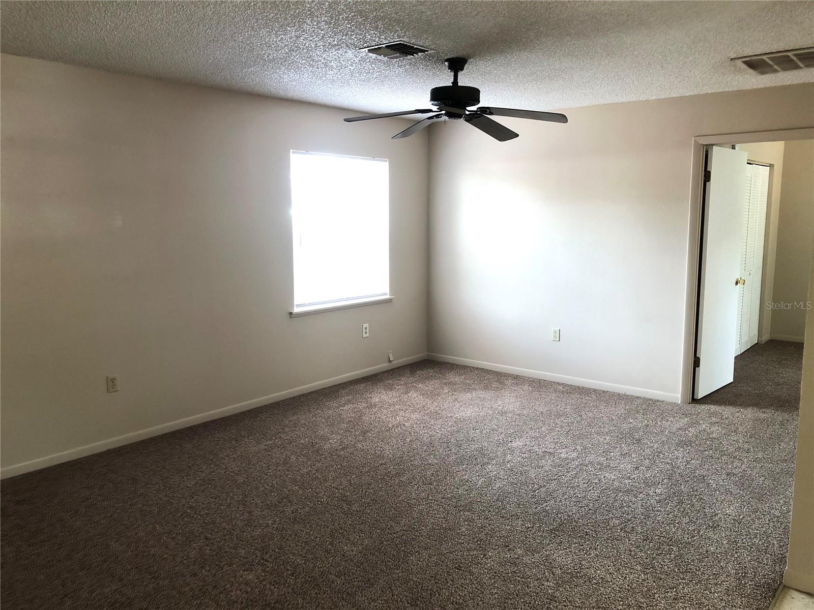 GLENWOOD PARK - Residential Lease