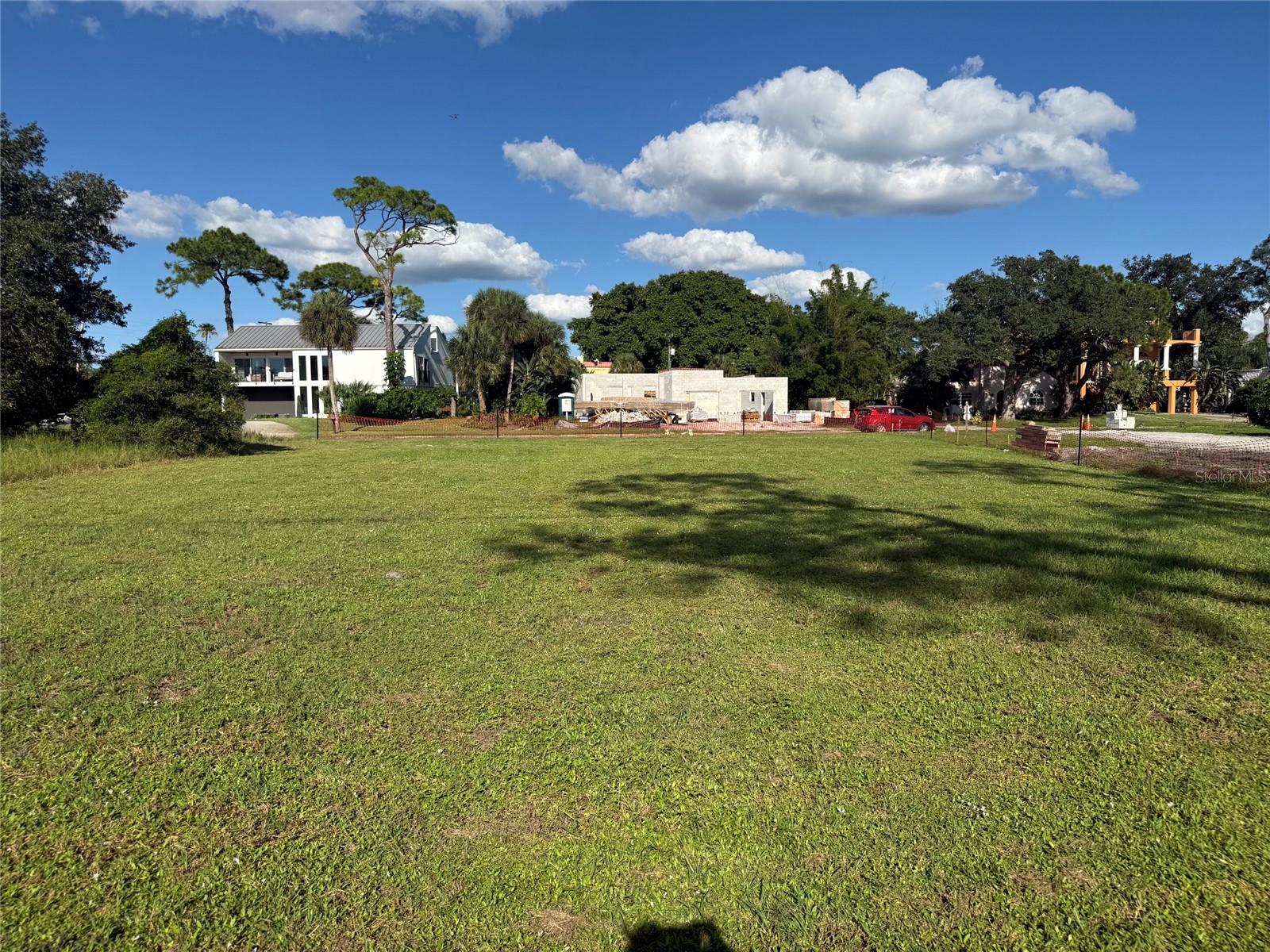 7510 WESTMORELAND DRIVE, SARASOTA, FL, 34243 3 7510 WESTMORELAND DRIVE