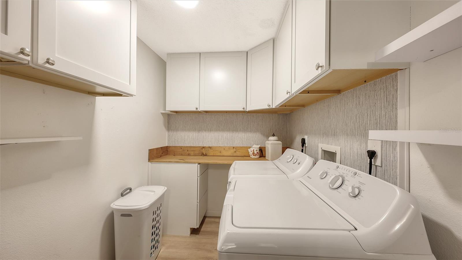 LOCKWOOD MEADOWS - Residential